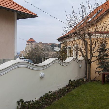Amadeus Vendeghaz Otel Estergon Dış mekan fotoğraf