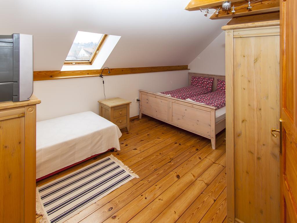 Amadeus Vendeghaz Otel Estergon Oda fotoğraf